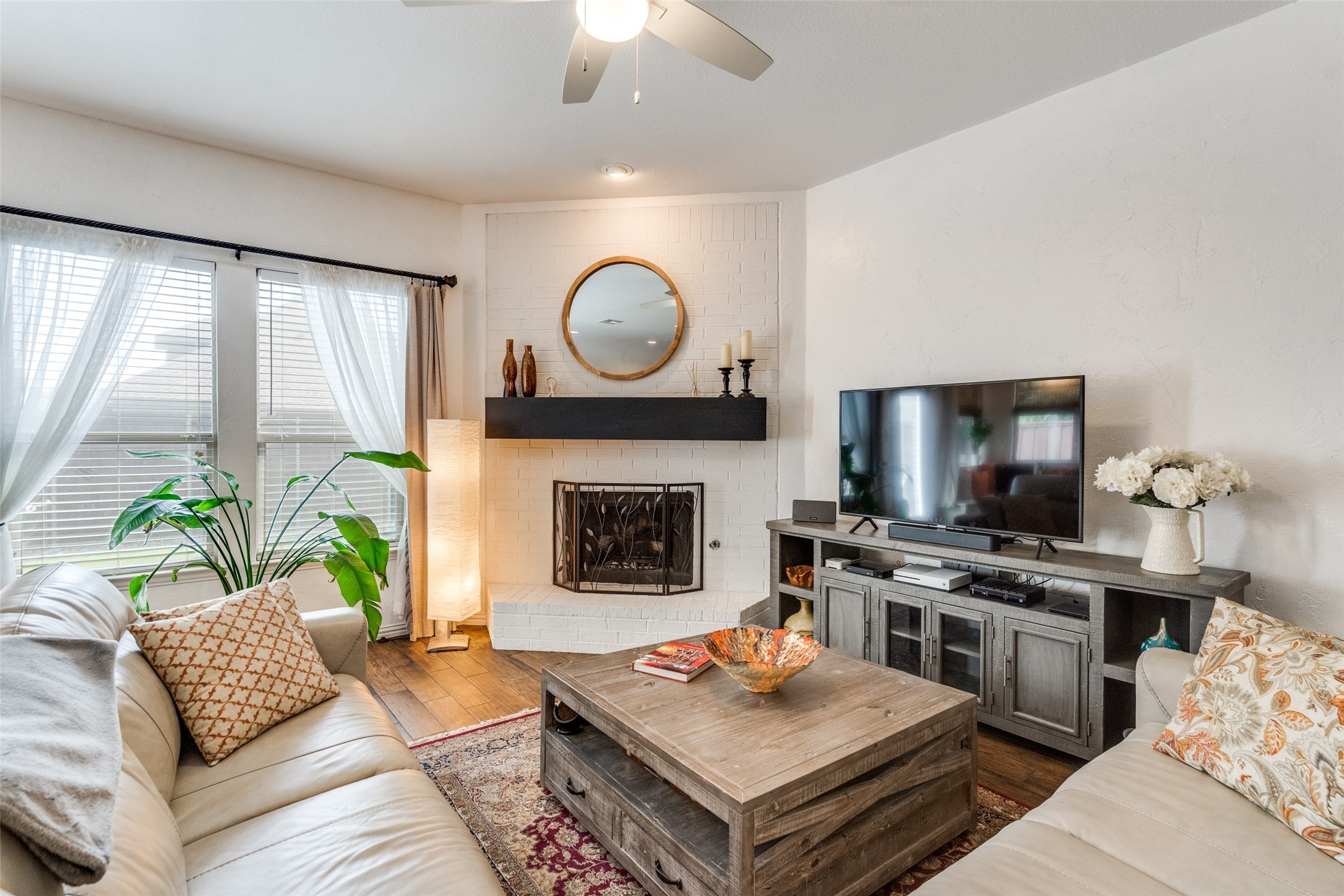 1604 Creek Crest Drive