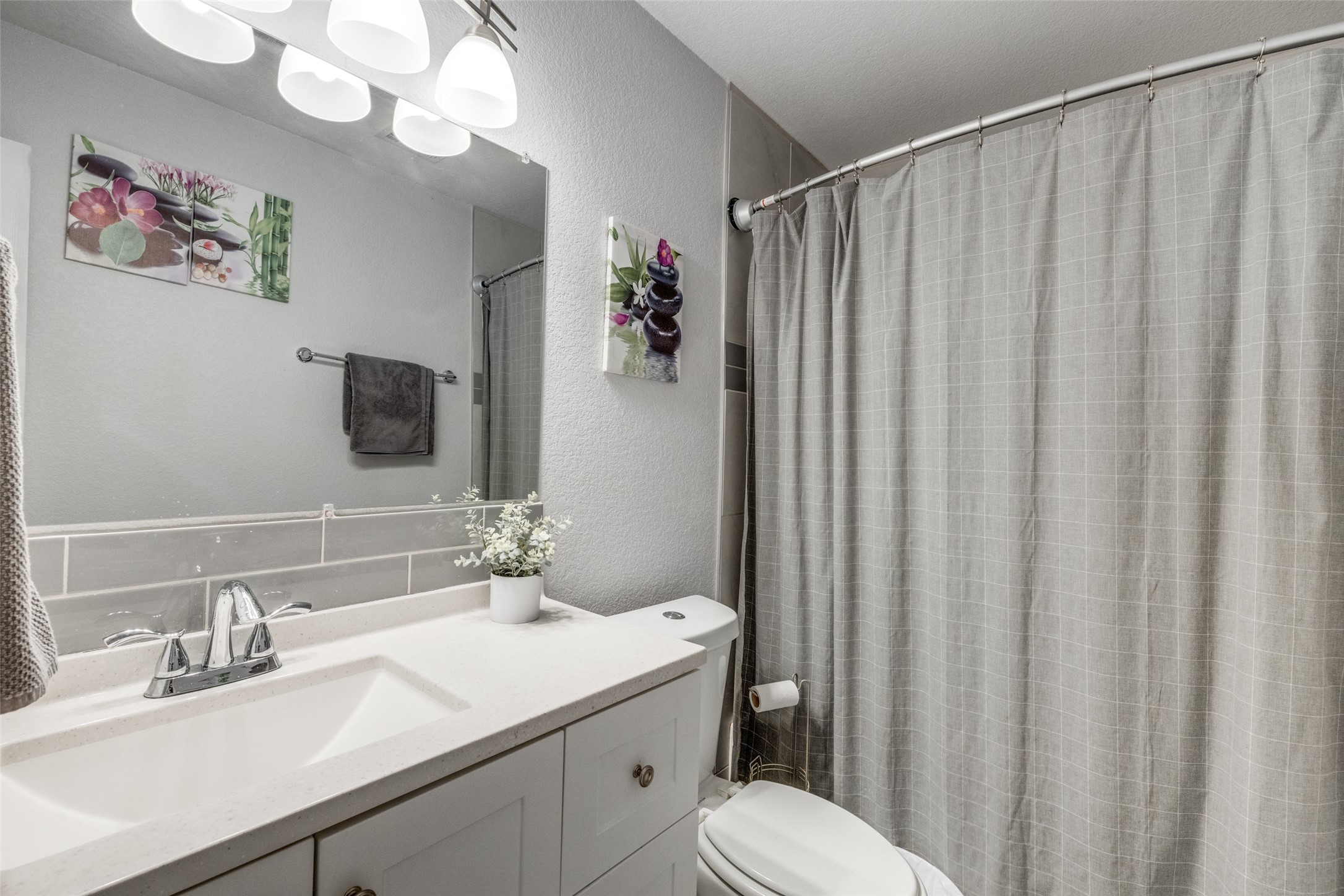 2602 Meadowview Drive