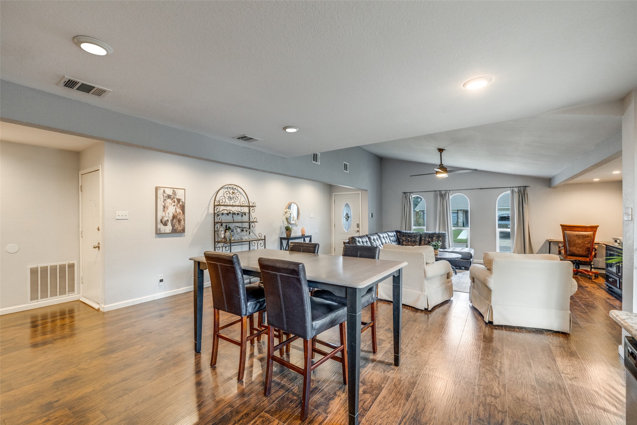 2602 Meadowview Drive