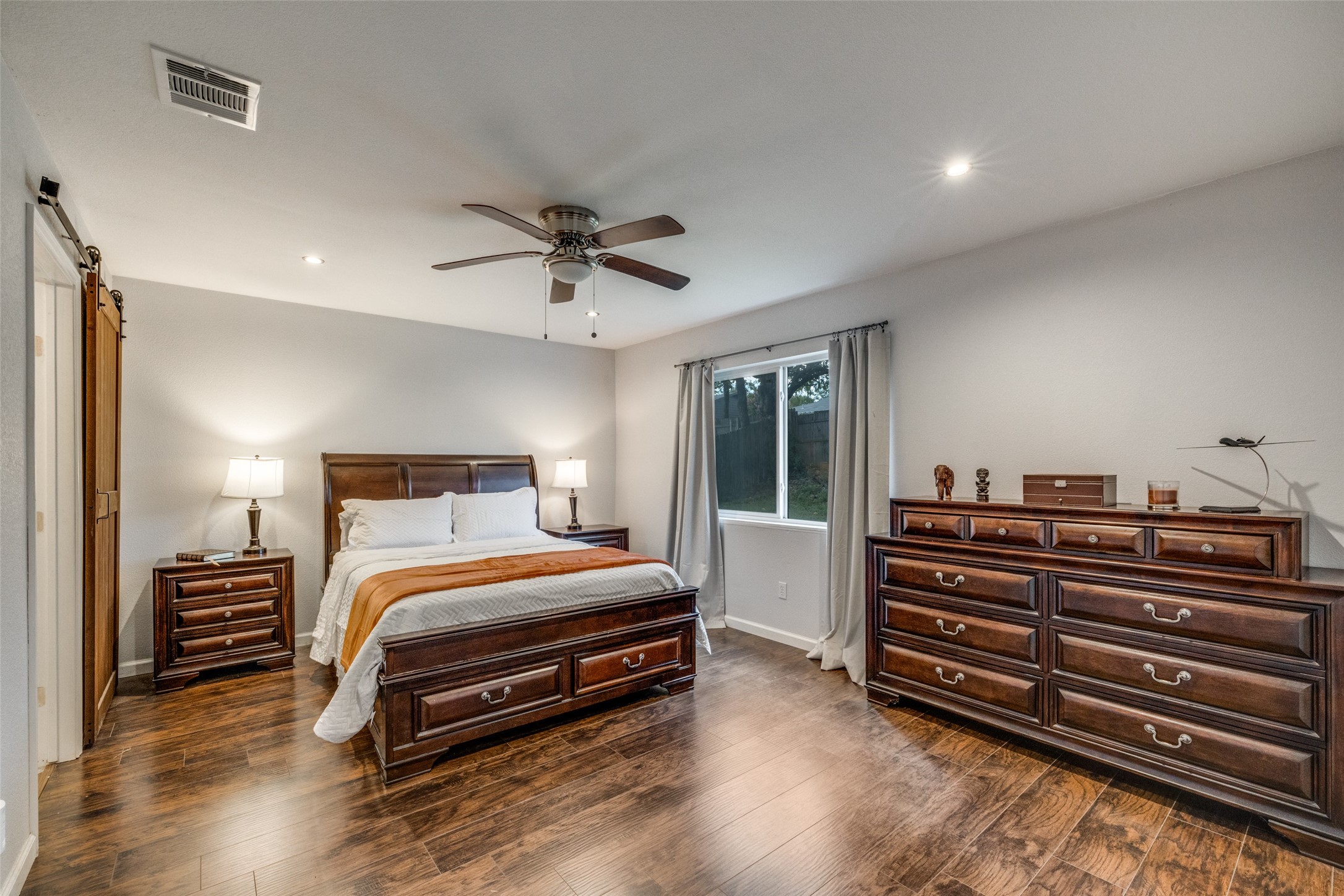 2602 Meadowview Drive