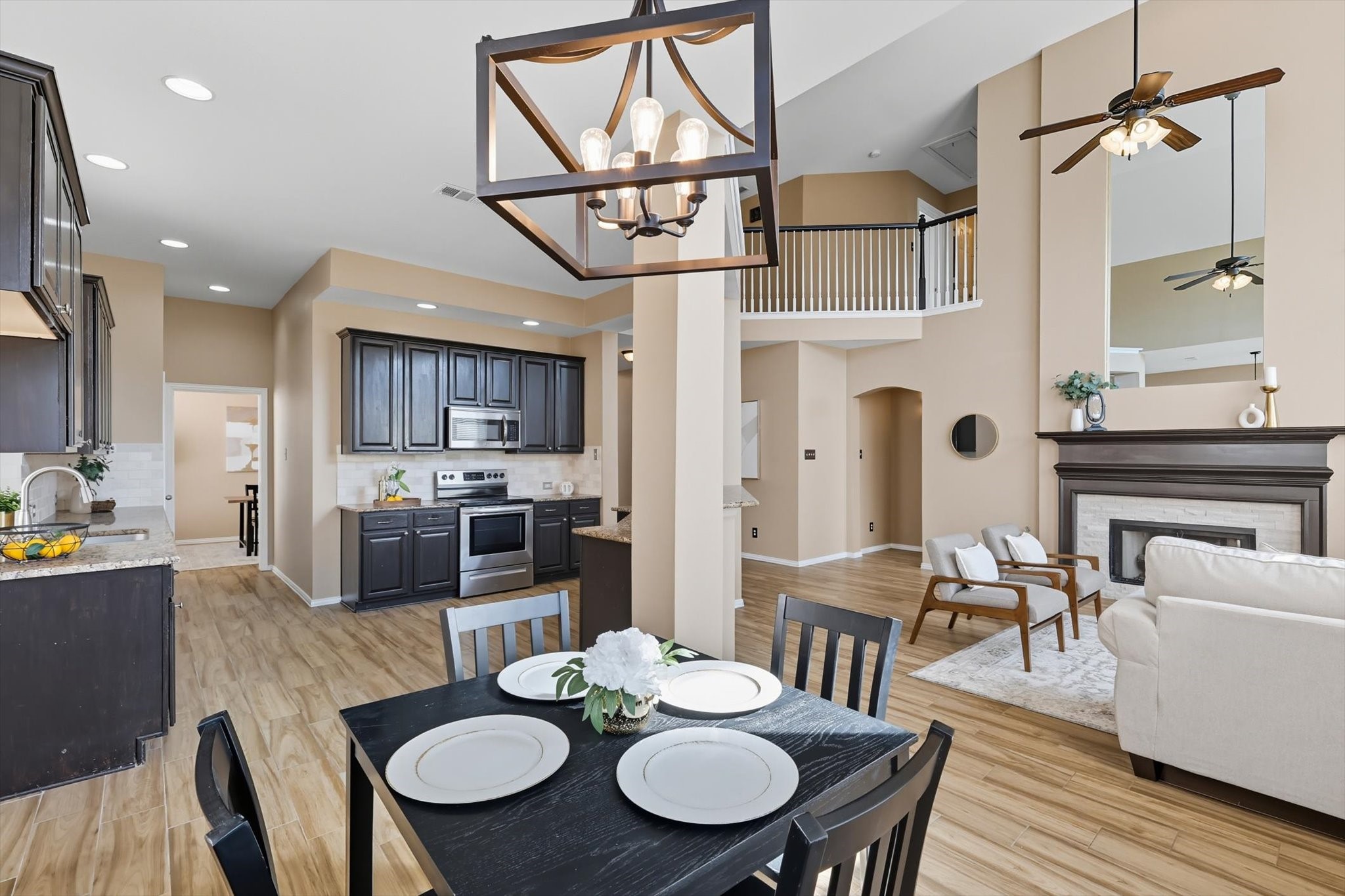 2499 Streamside Court