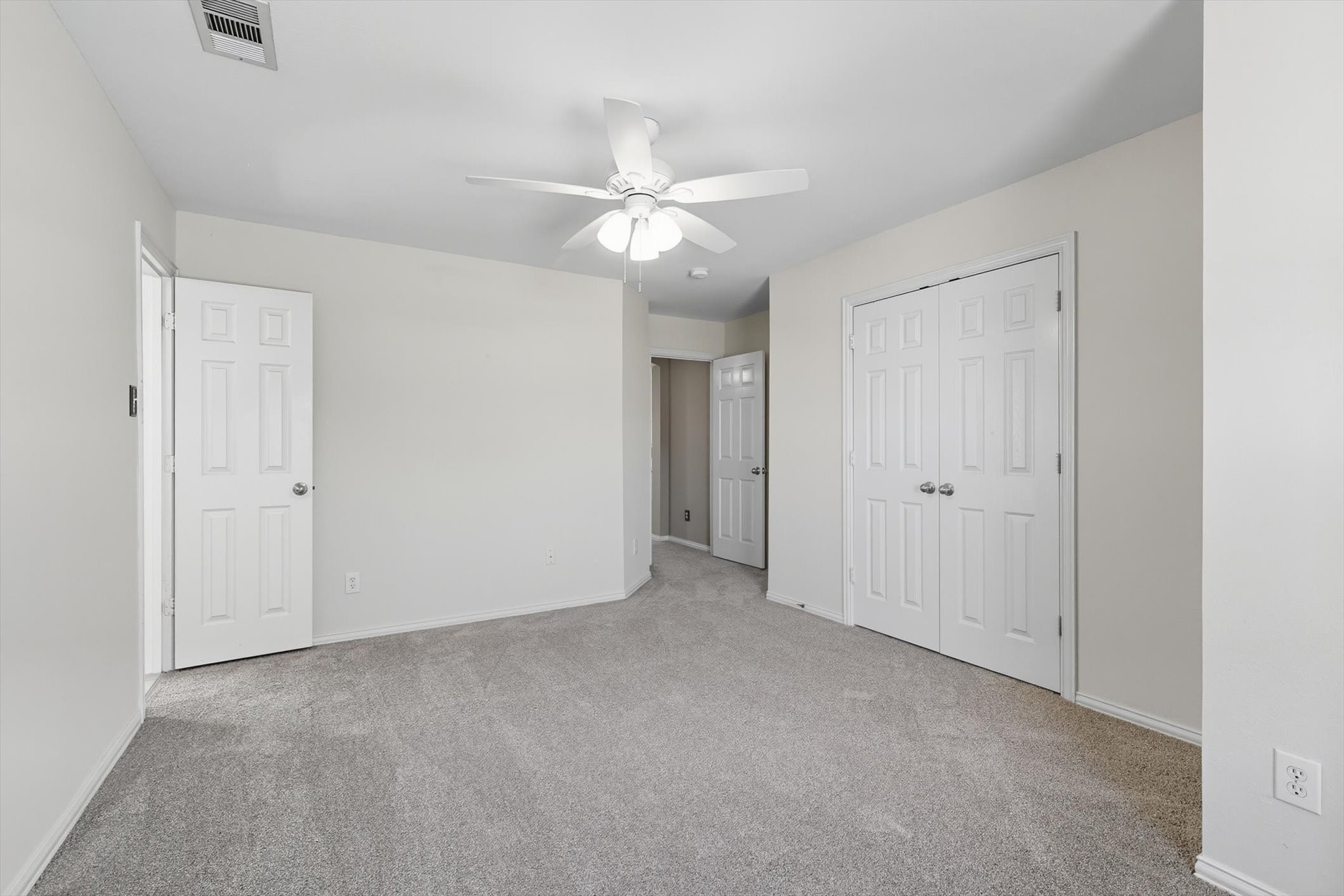 2499 Streamside Court