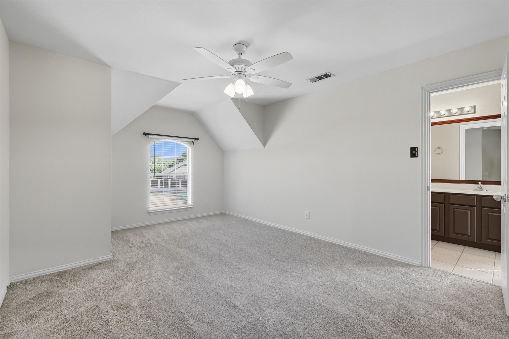 2499 Streamside Court