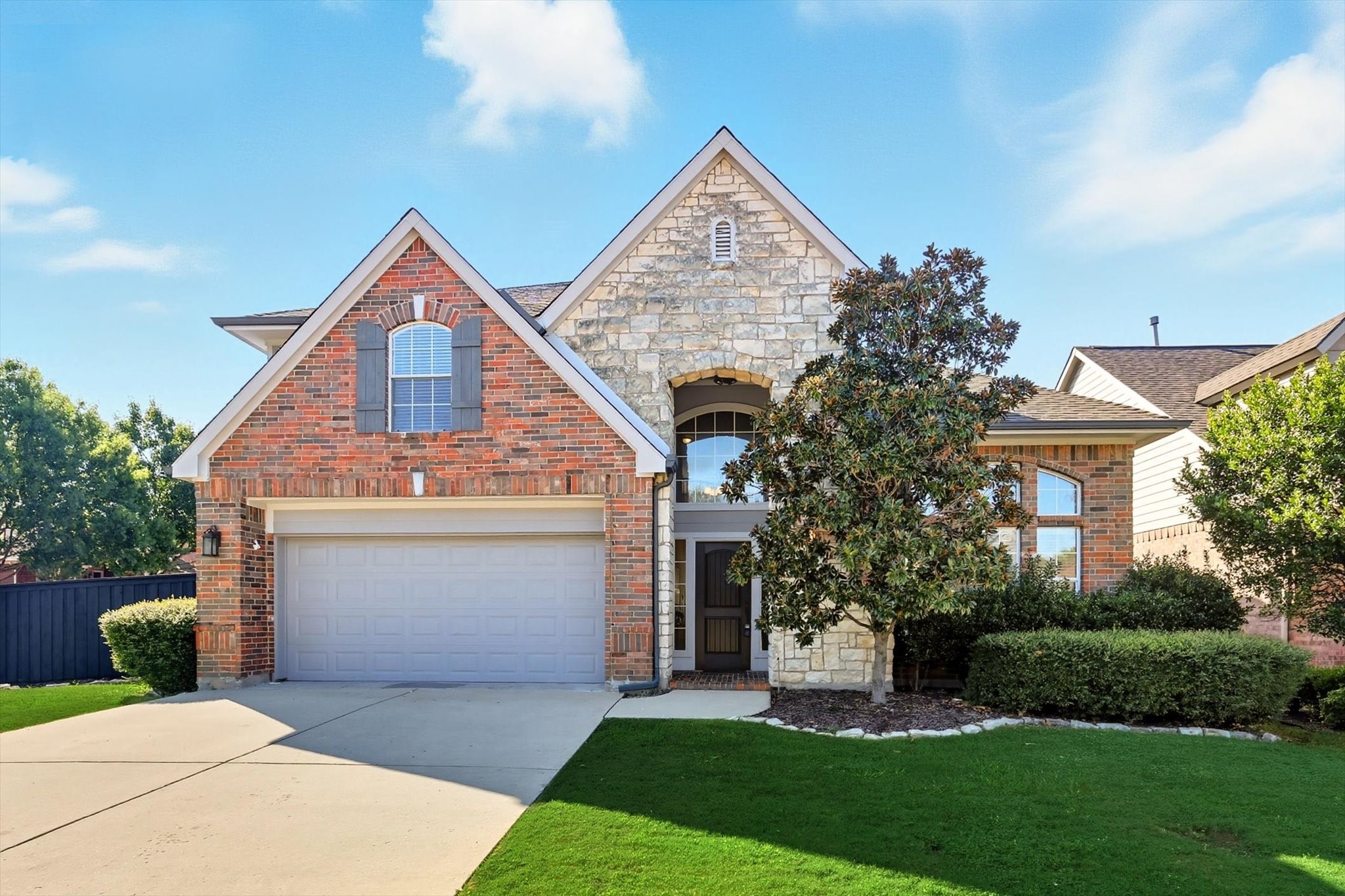 2499 Streamside Court