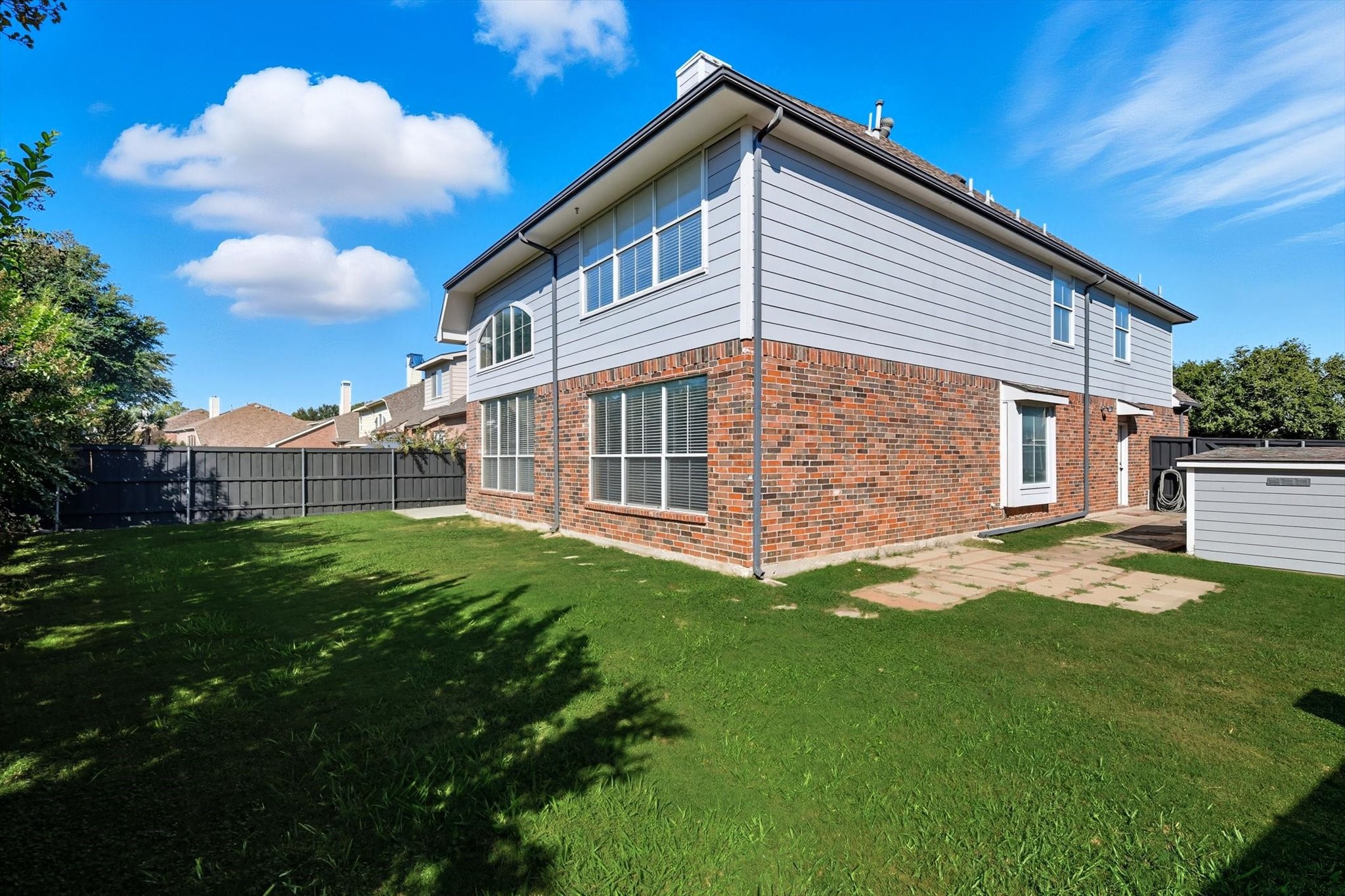 2499 Streamside Court