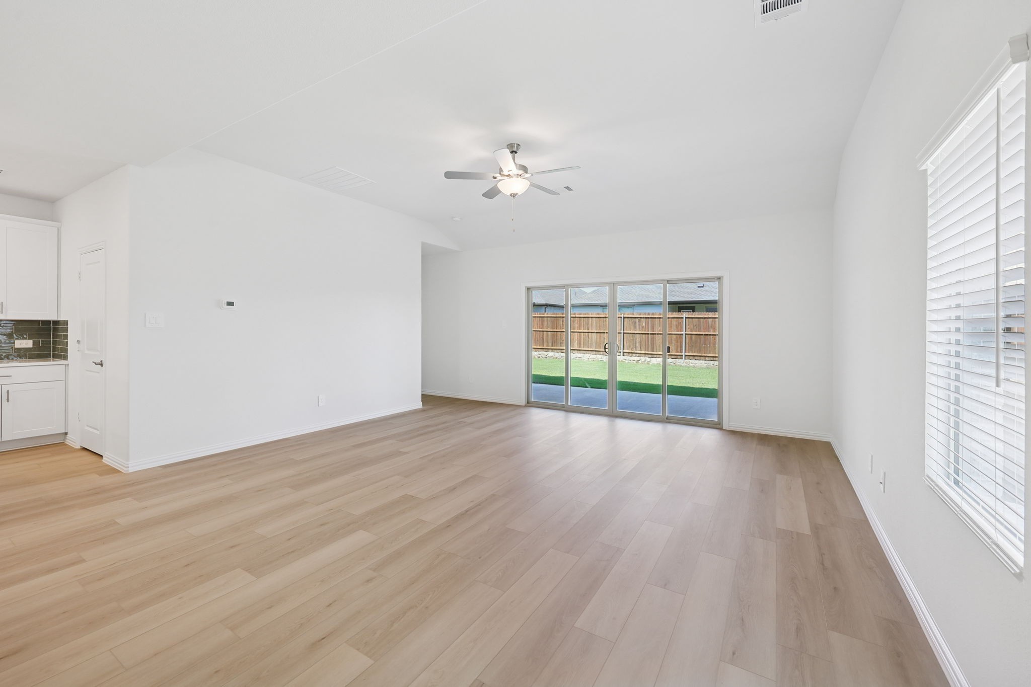 2704 Grand Canyon Street