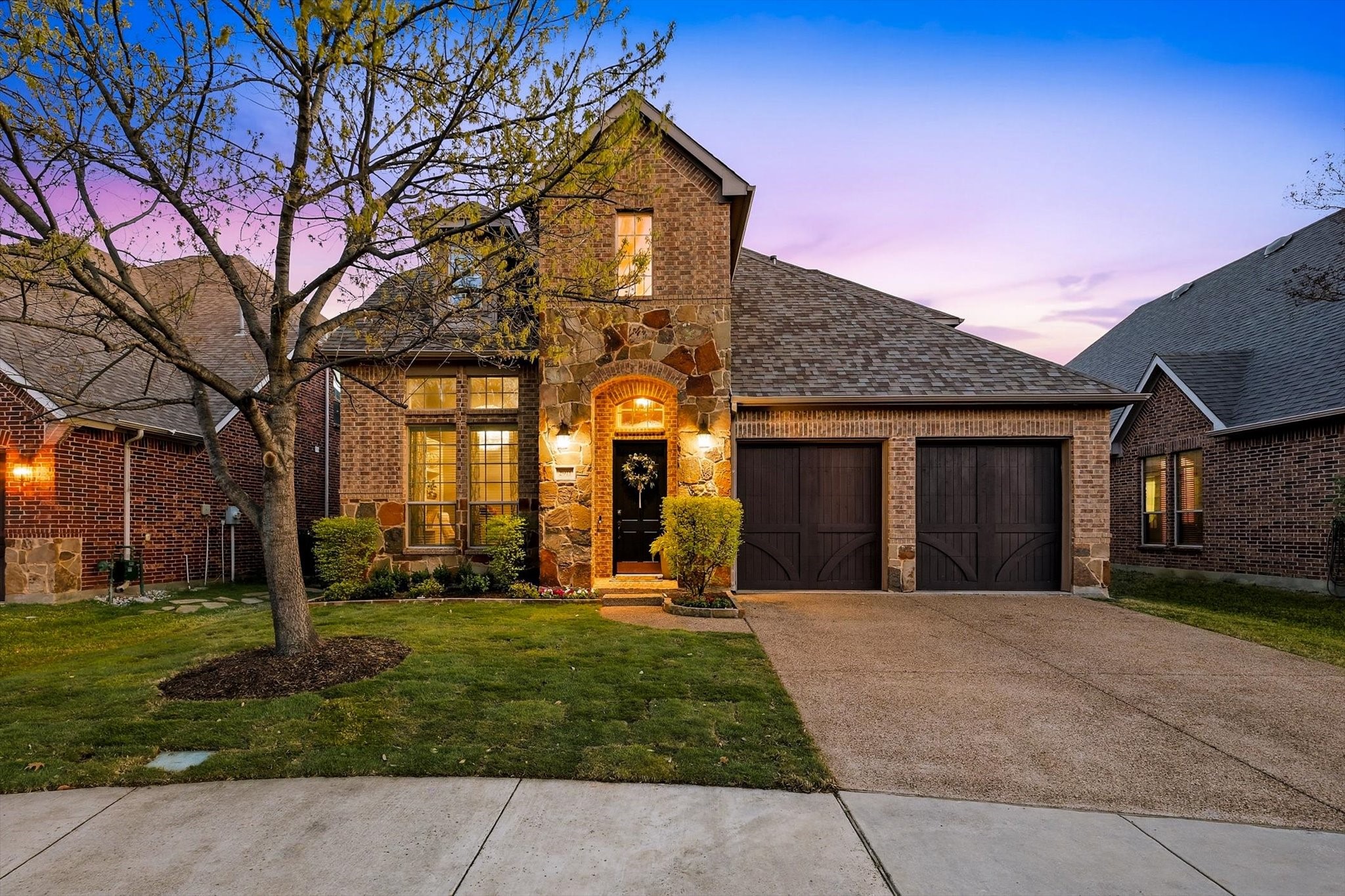 2911 Reynolds Lane