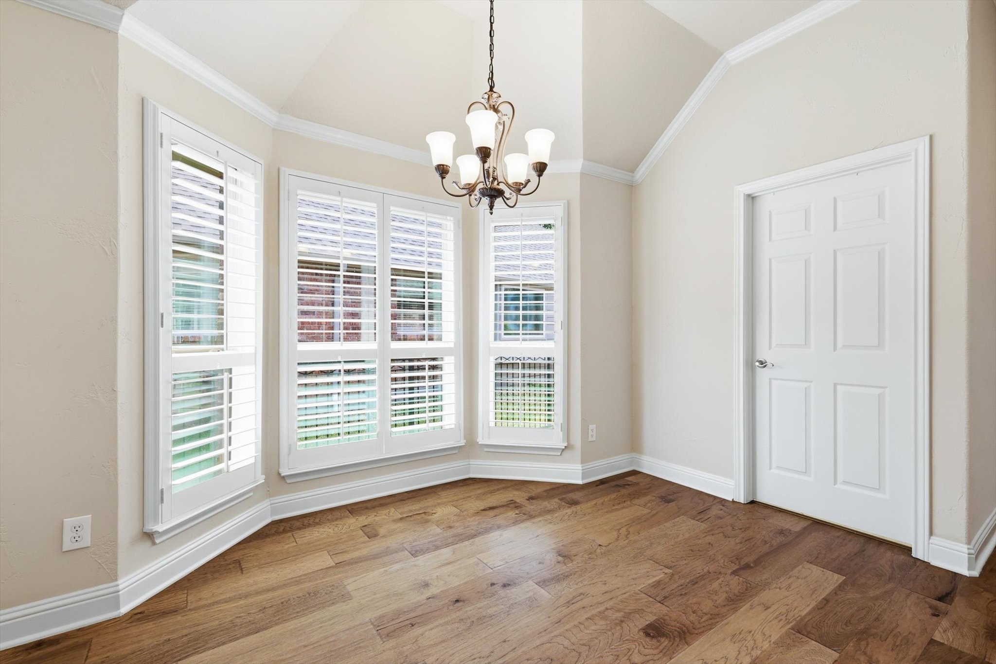 1003 Shoal Creek Court