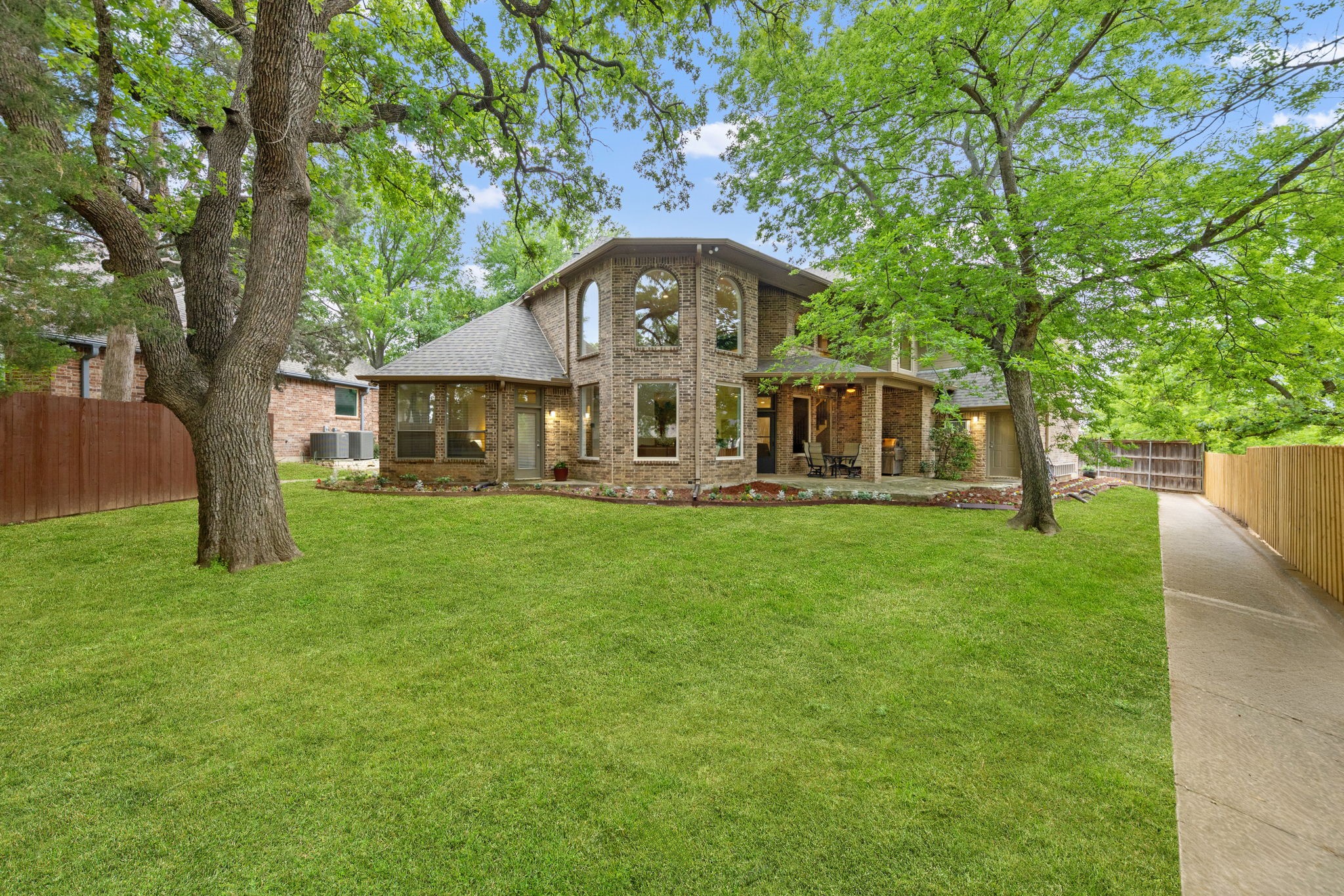 9121 Thornridge Drive