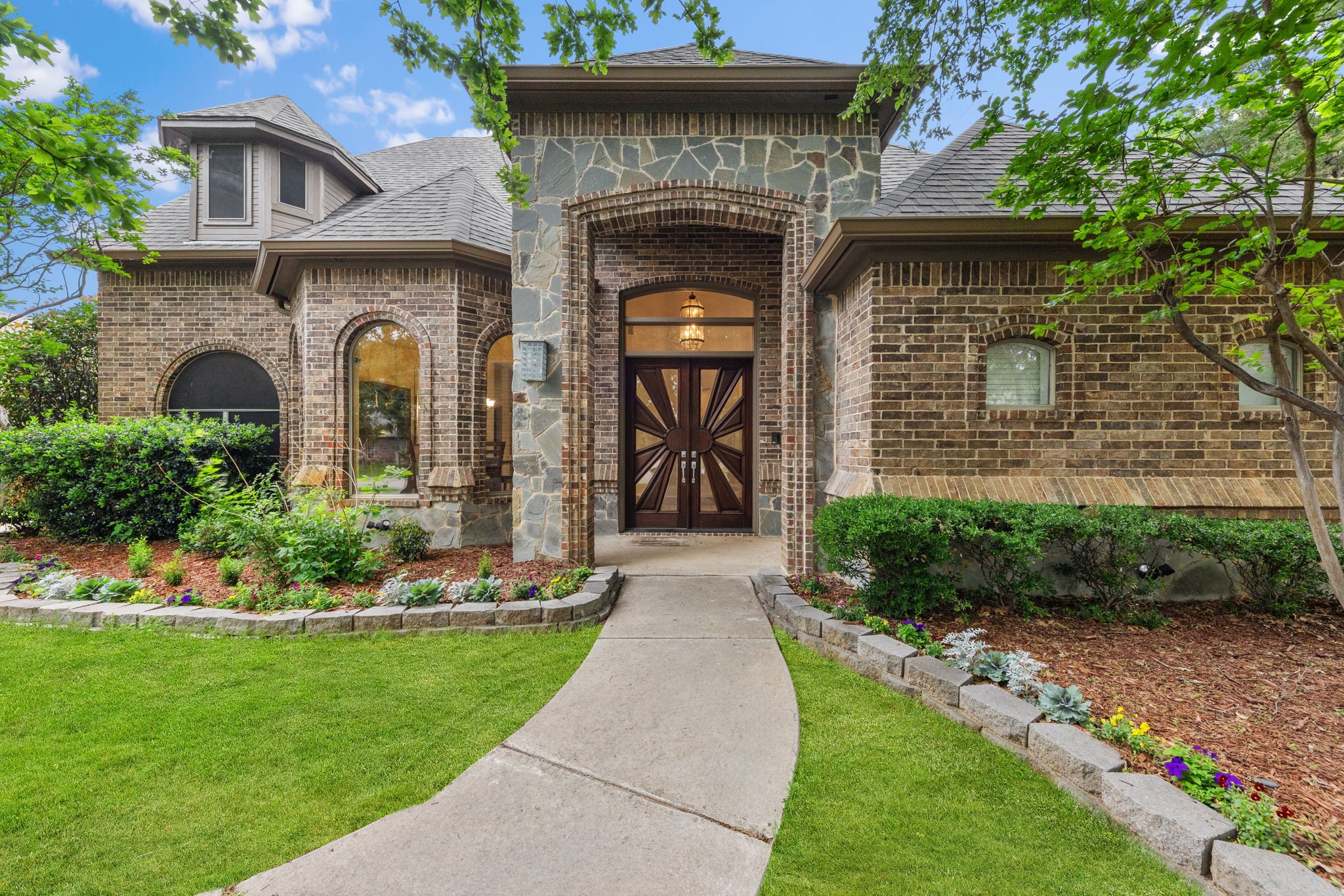 9121 Thornridge Drive