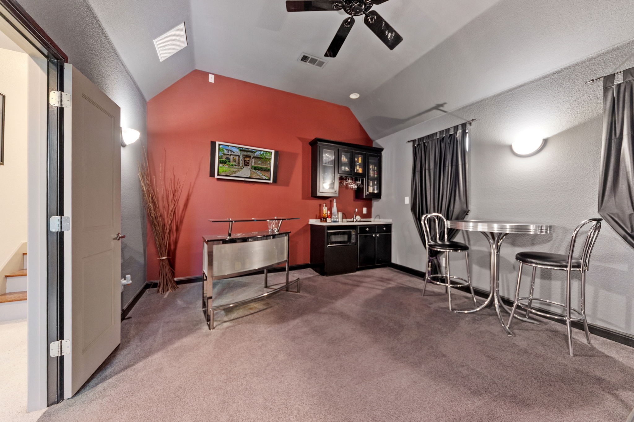 9121 Thornridge Drive