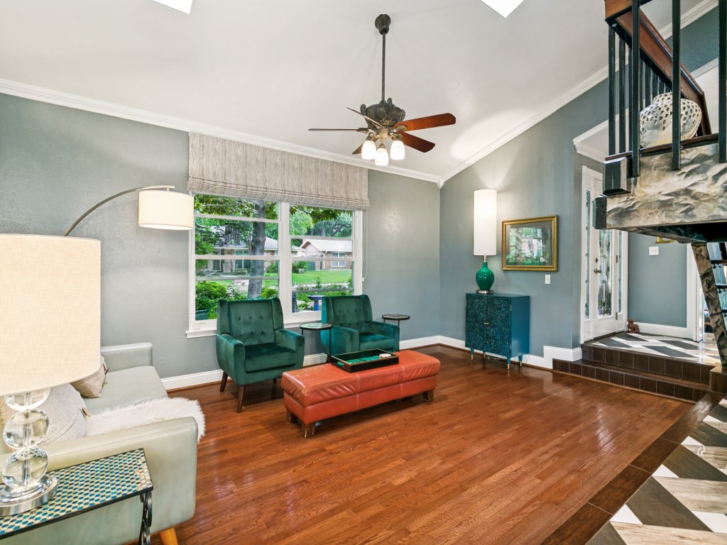 1409 Forestglen Drive