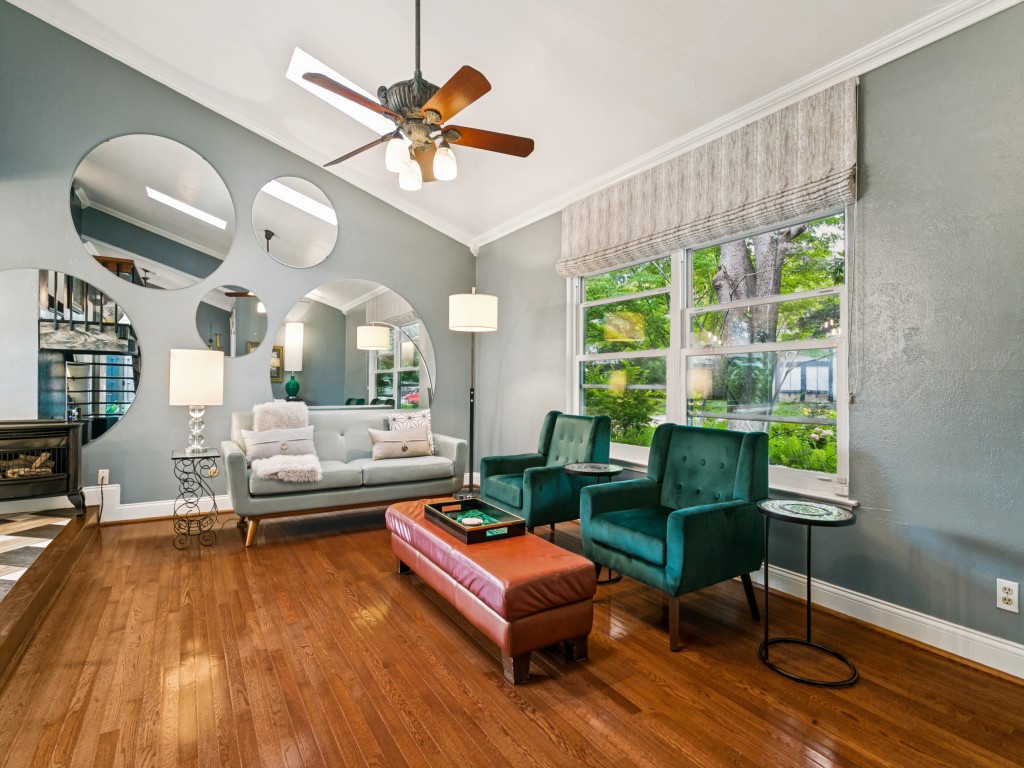 1409 Forestglen Drive
