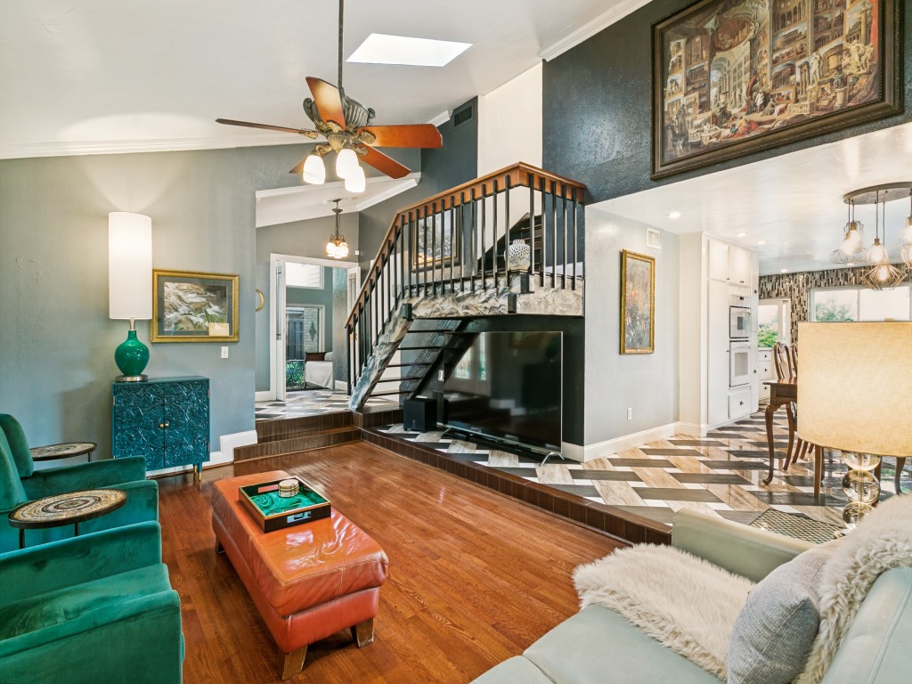 1409 Forestglen Drive