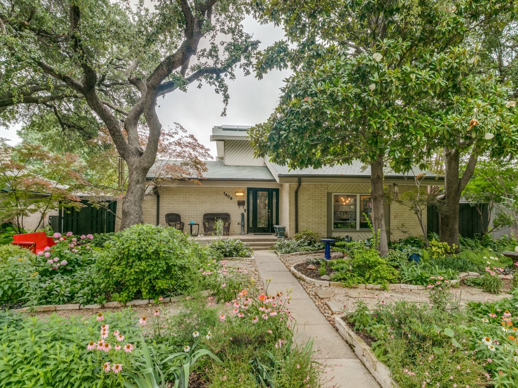 1409 Forestglen Drive