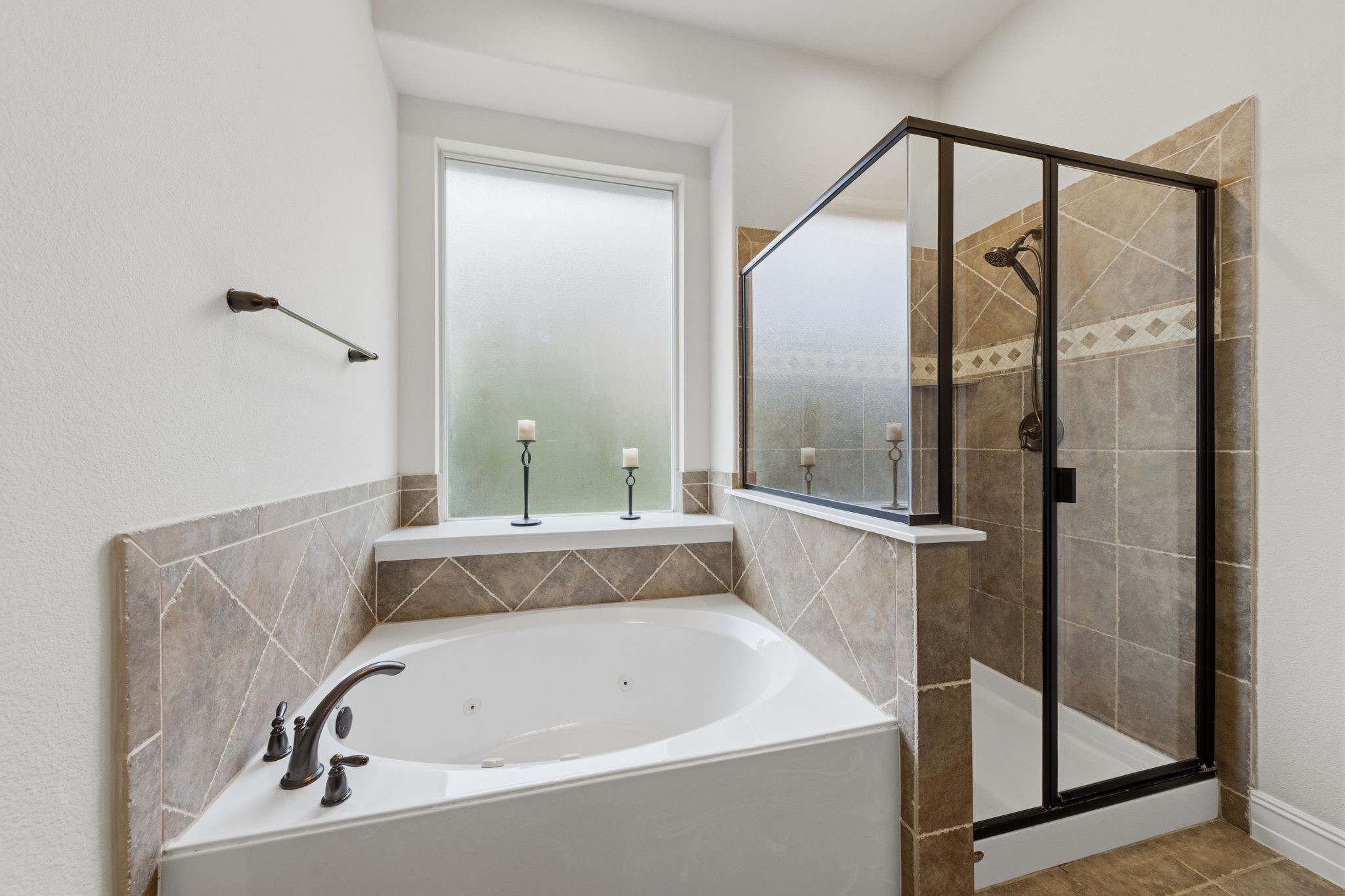 12445 Pleasant Hill Lane