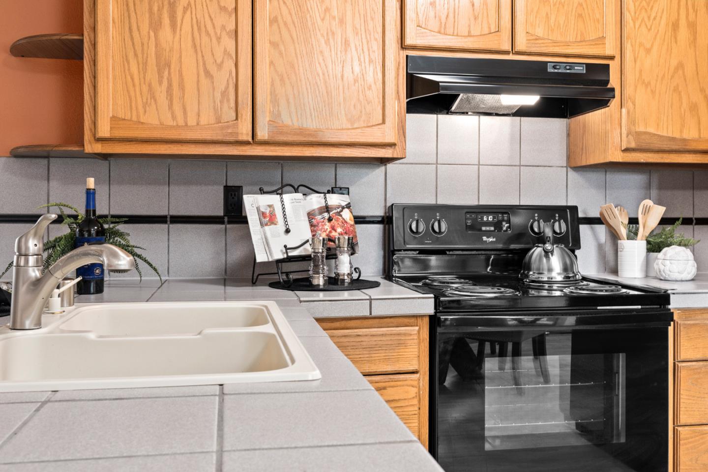 5266 Broken Lance CT