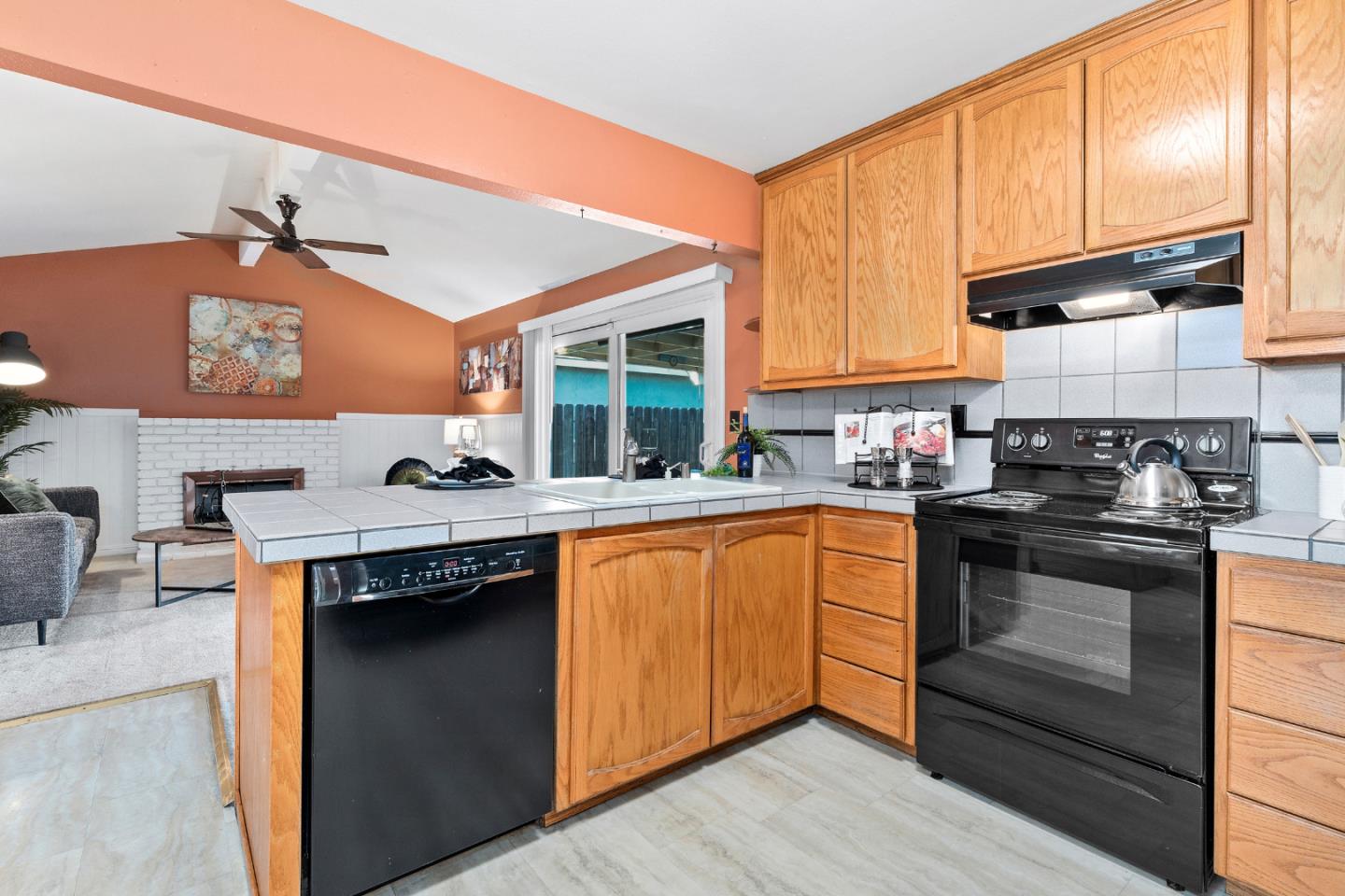 5266 Broken Lance CT