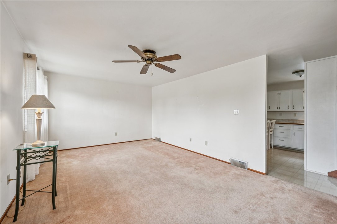 716 Cottonwood Dr