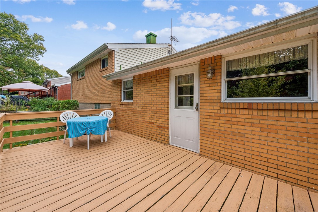 716 Cottonwood Dr