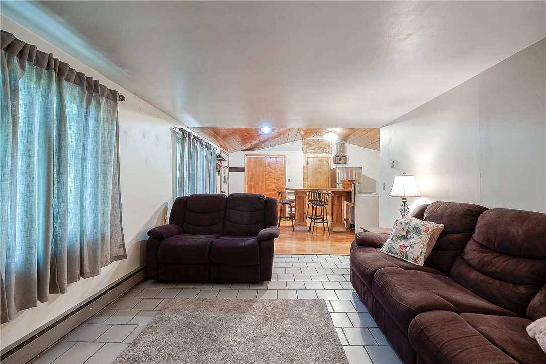 106 Deer Rd