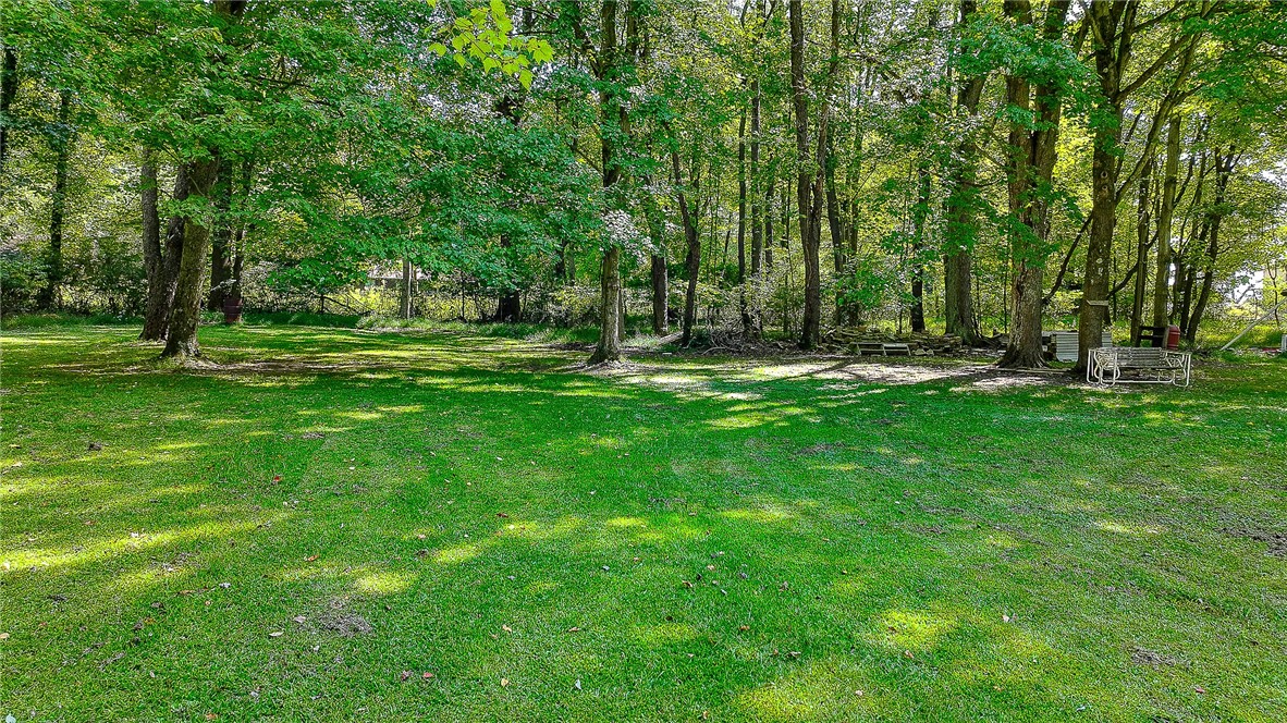106 Deer Rd