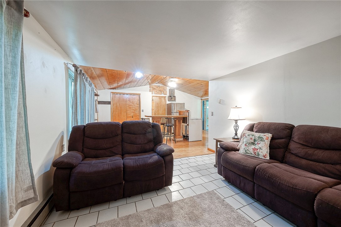 106 Deer Rd