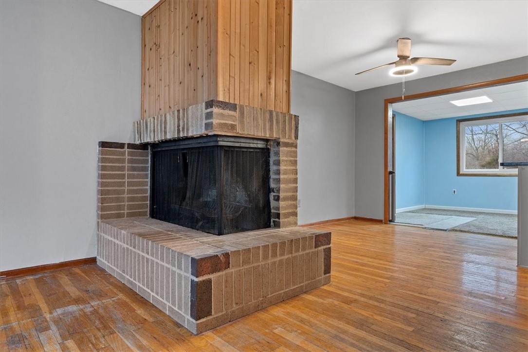 110 Old Barn Dr