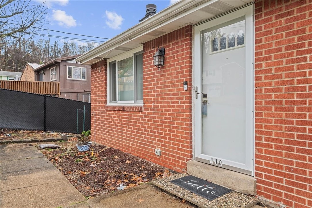 110 Old Barn Dr