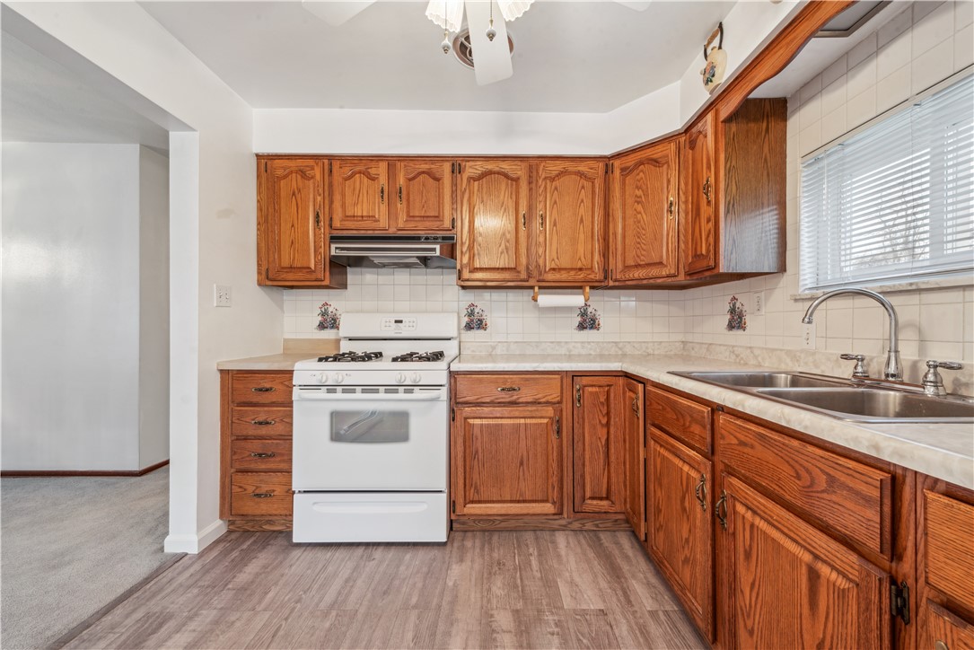 103 Simpson Dr