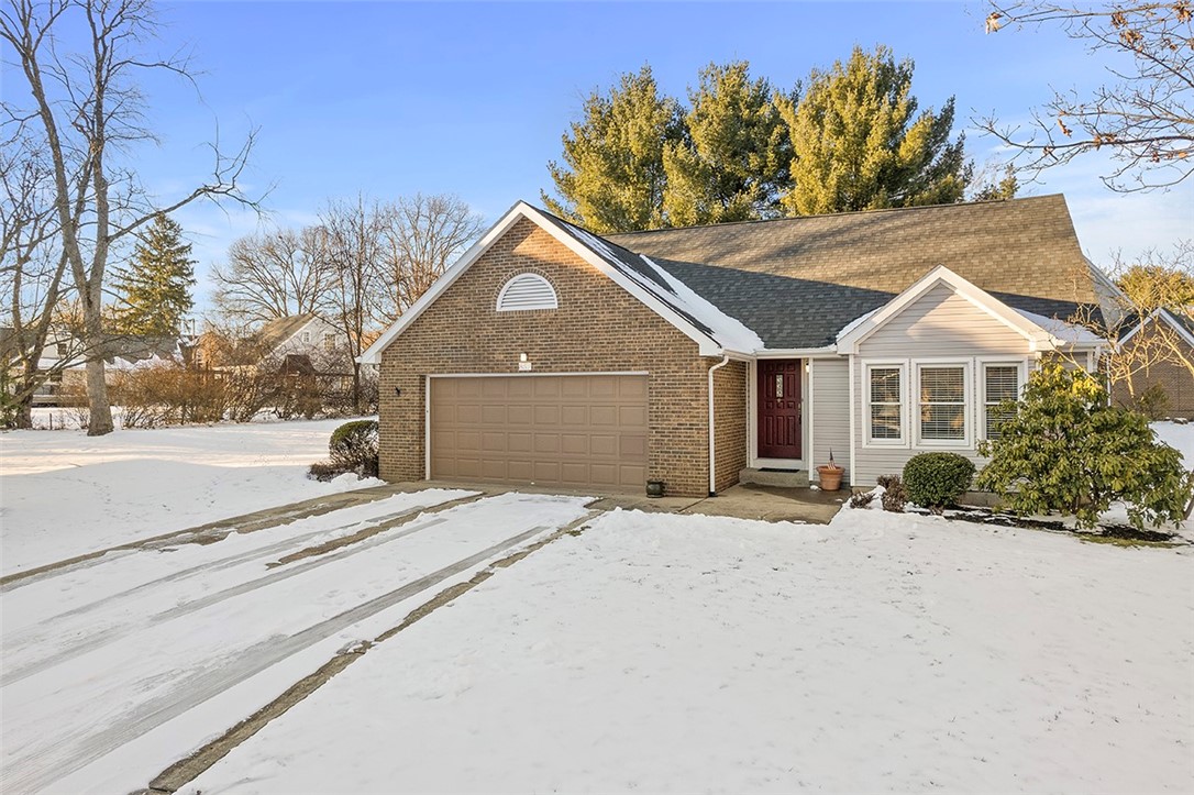 857 Fairways Dr