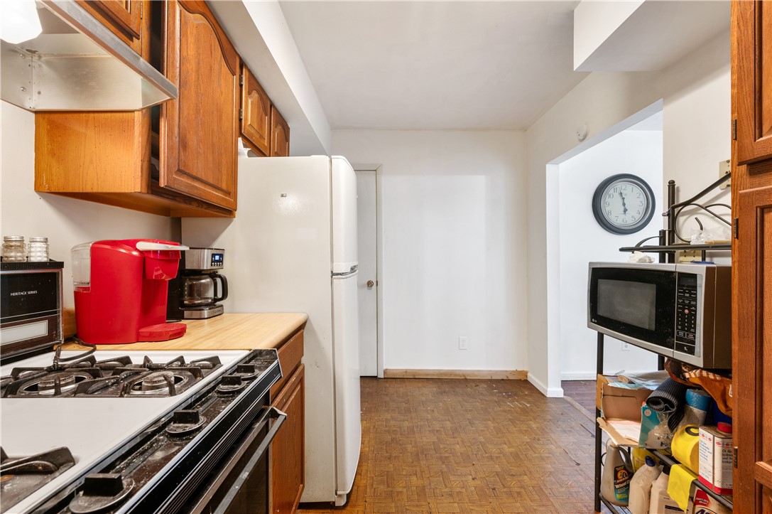801 North Ave