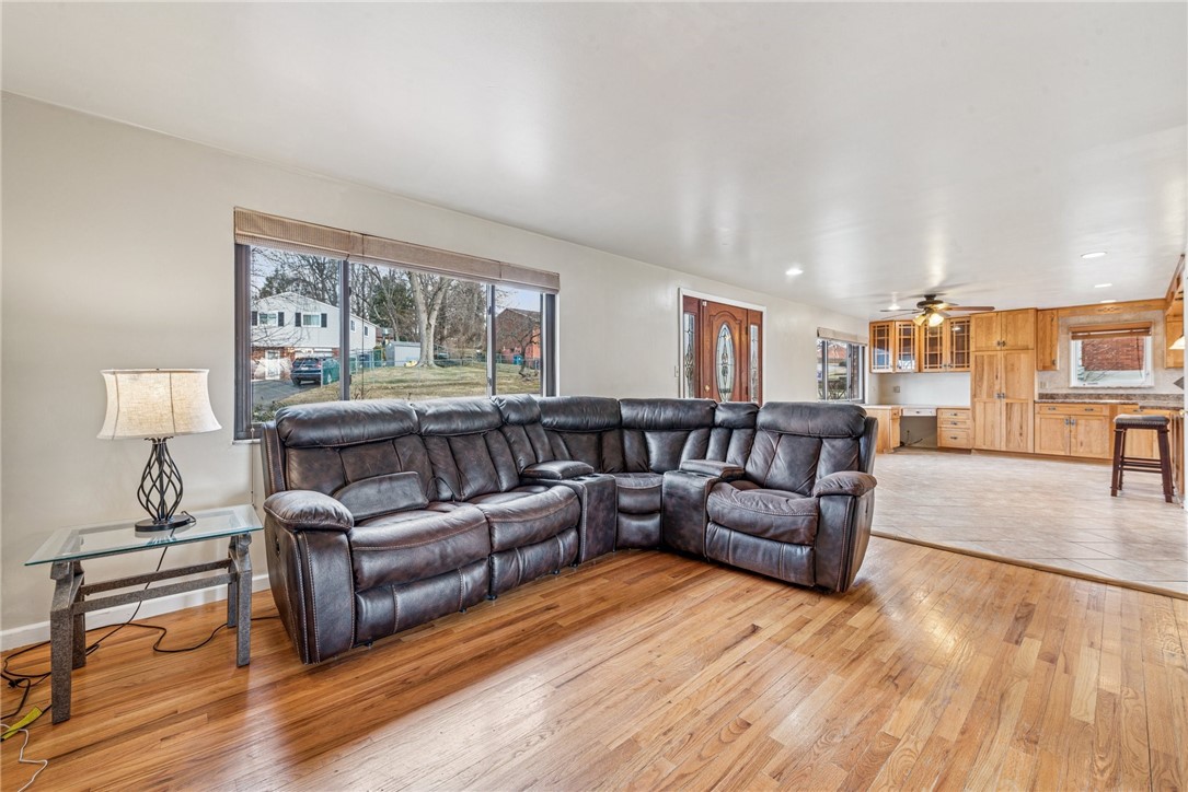 100 Paree Drive