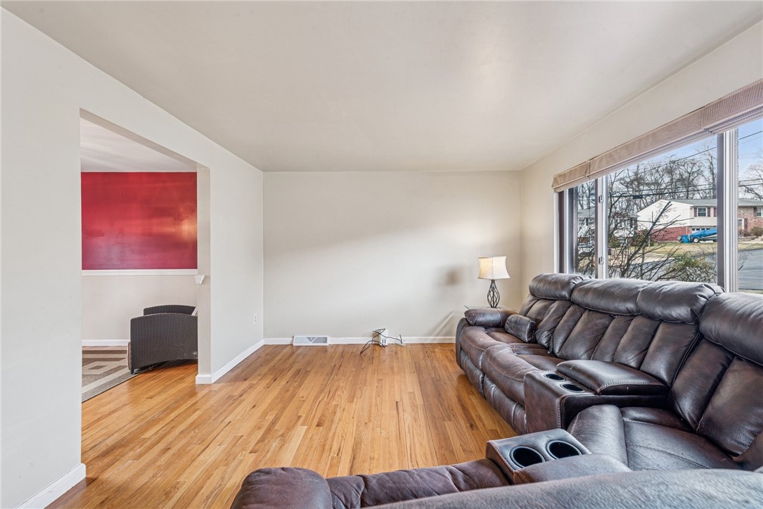100 Paree Drive