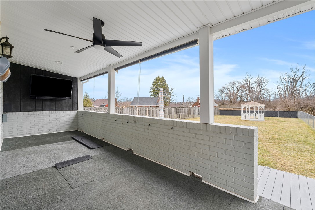 702 Overhill Dr