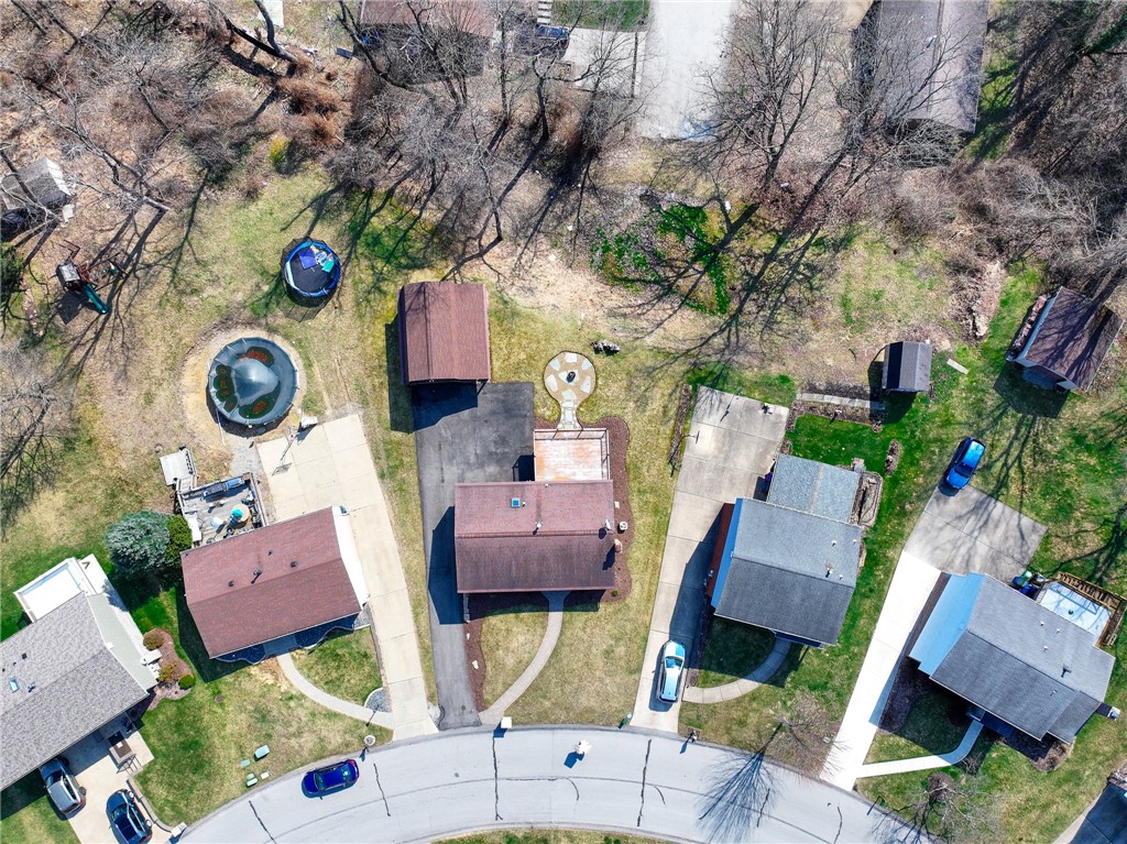 2141 Cayuga