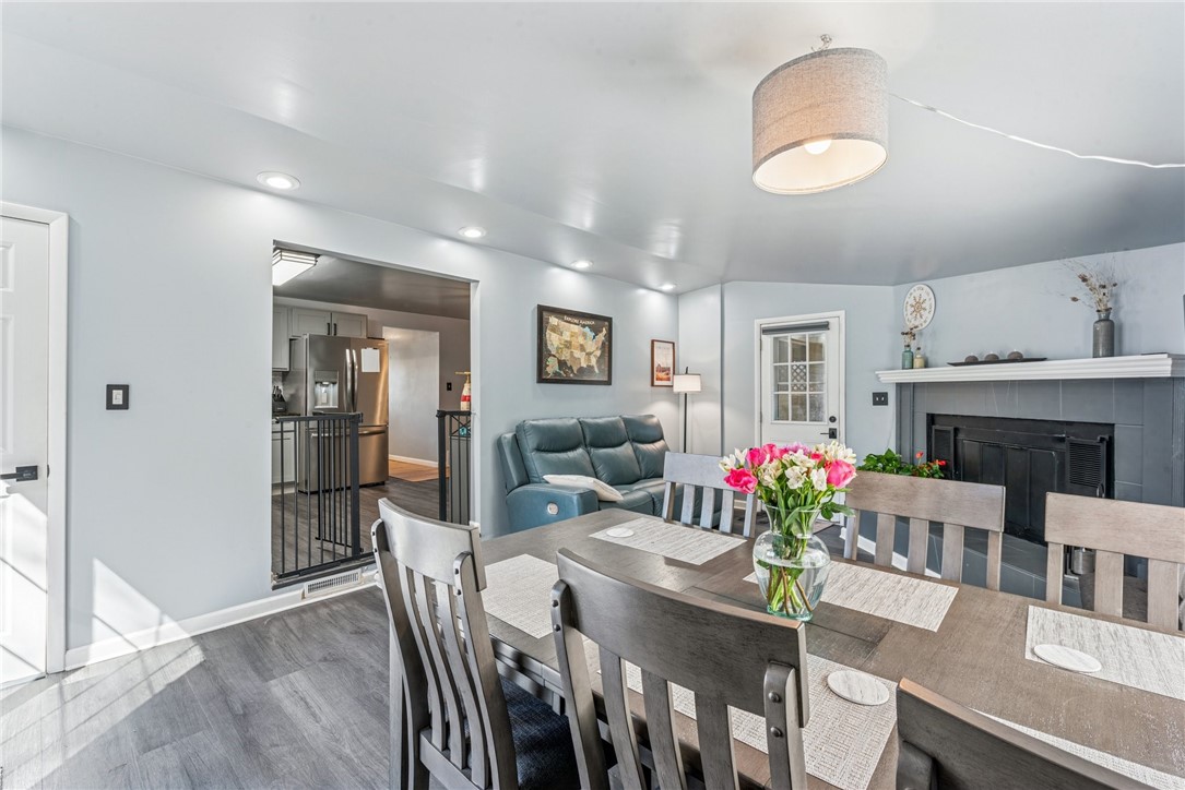 124 Carousel Dr