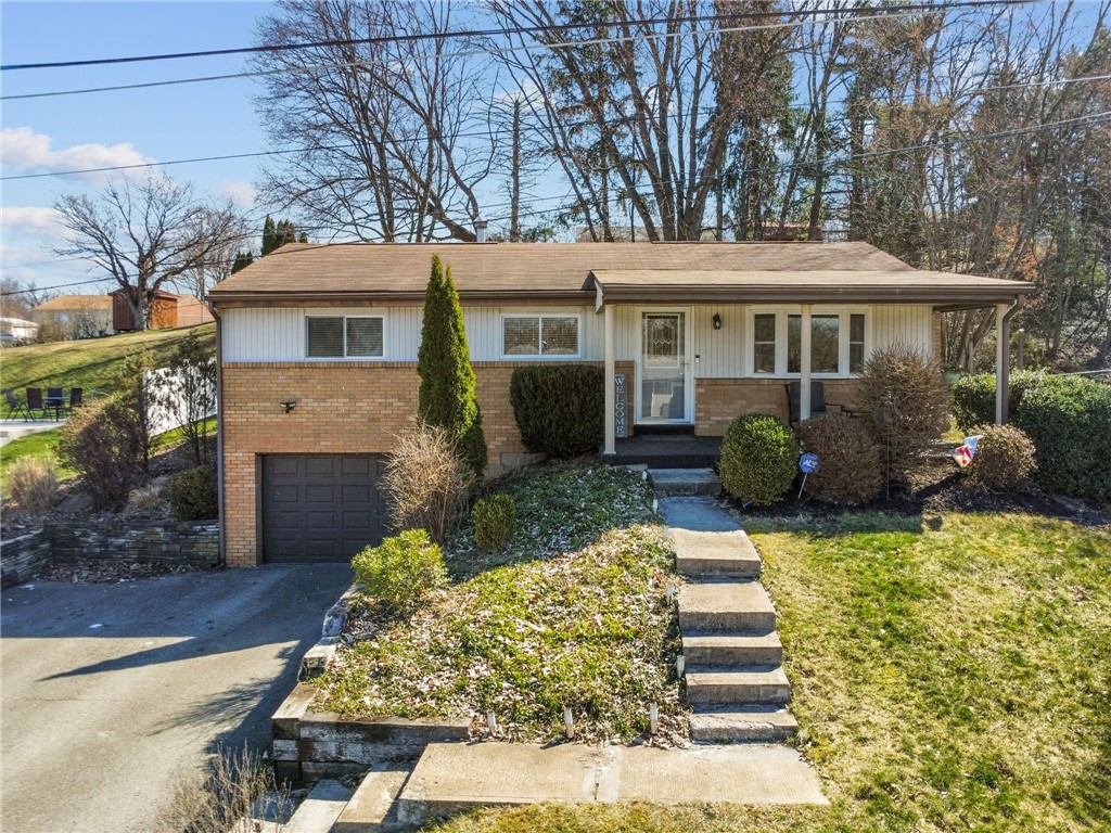124 Carousel Dr