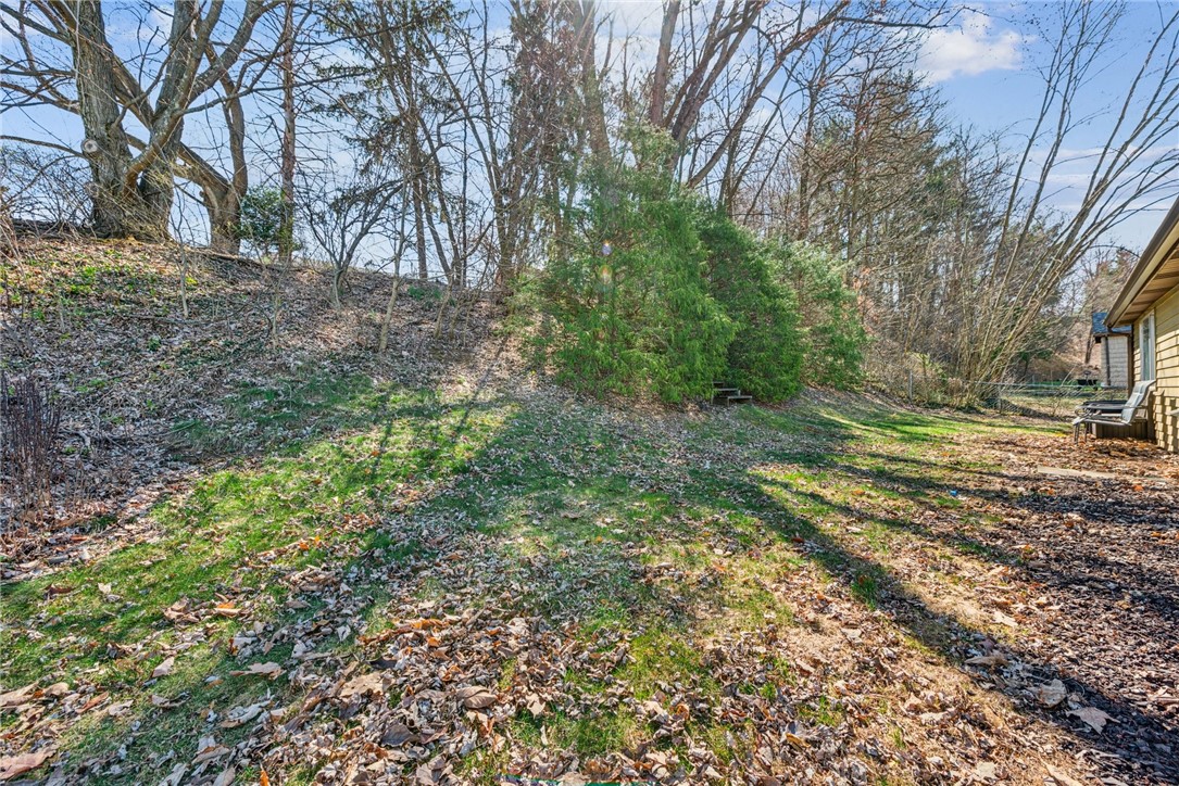 124 Carousel Dr