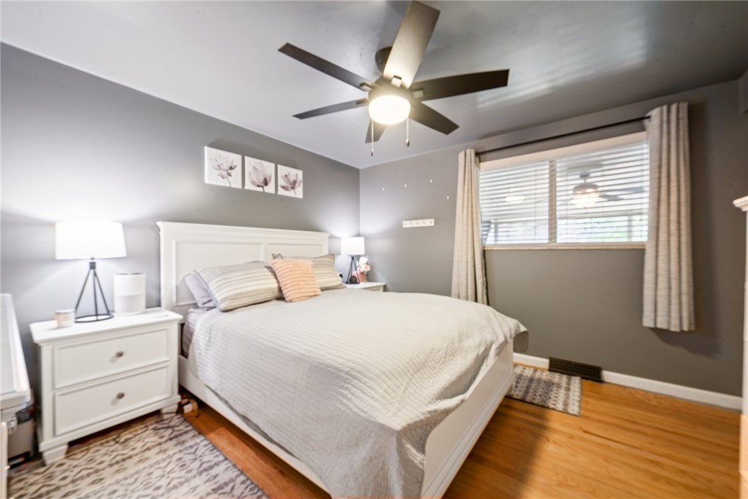 124 Carousel Dr