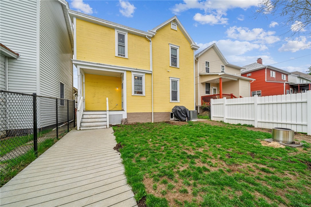 26 2nd Avenue