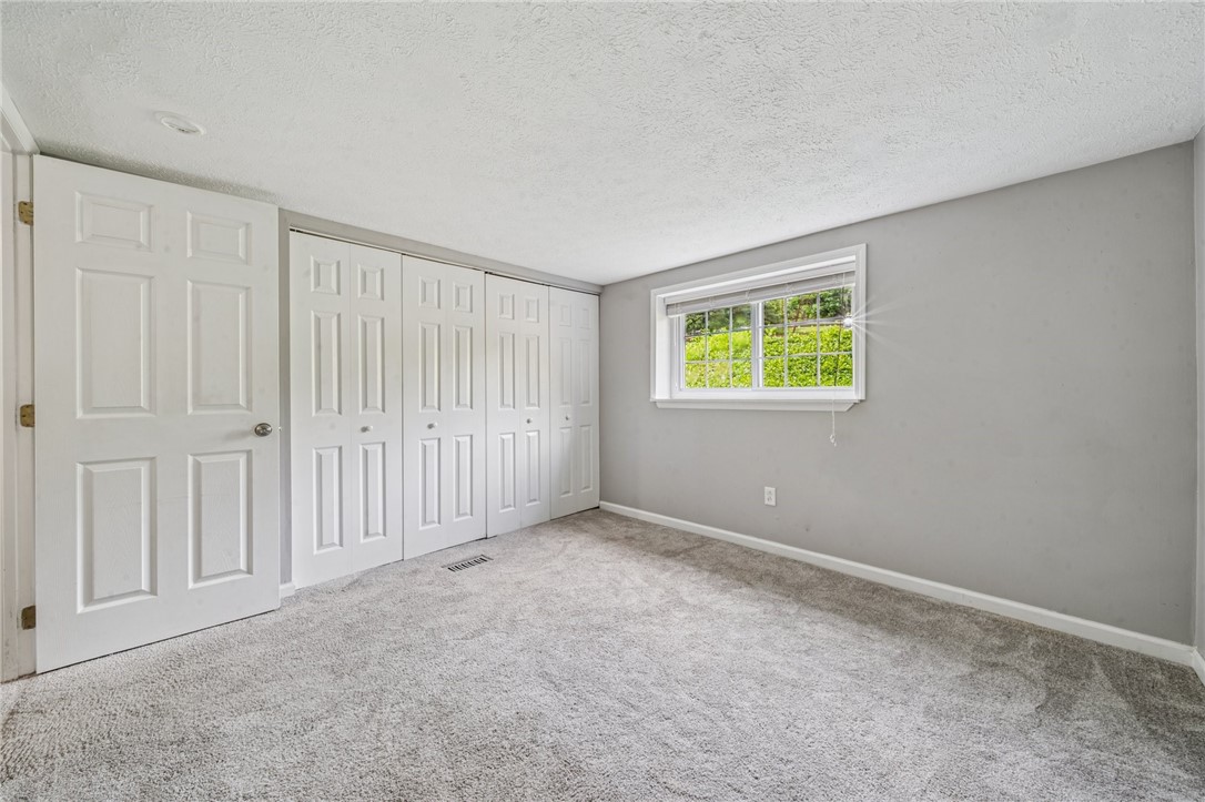 231 Coxcomb Hill Rd 3