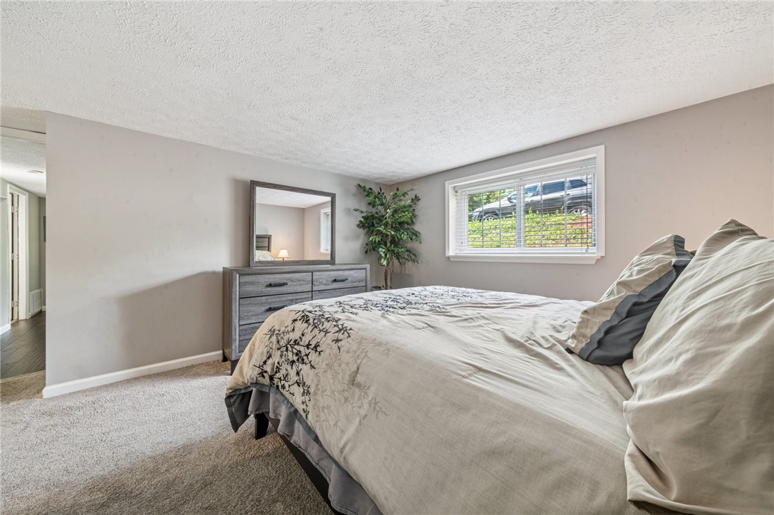 231 Coxcomb Hill Rd 3