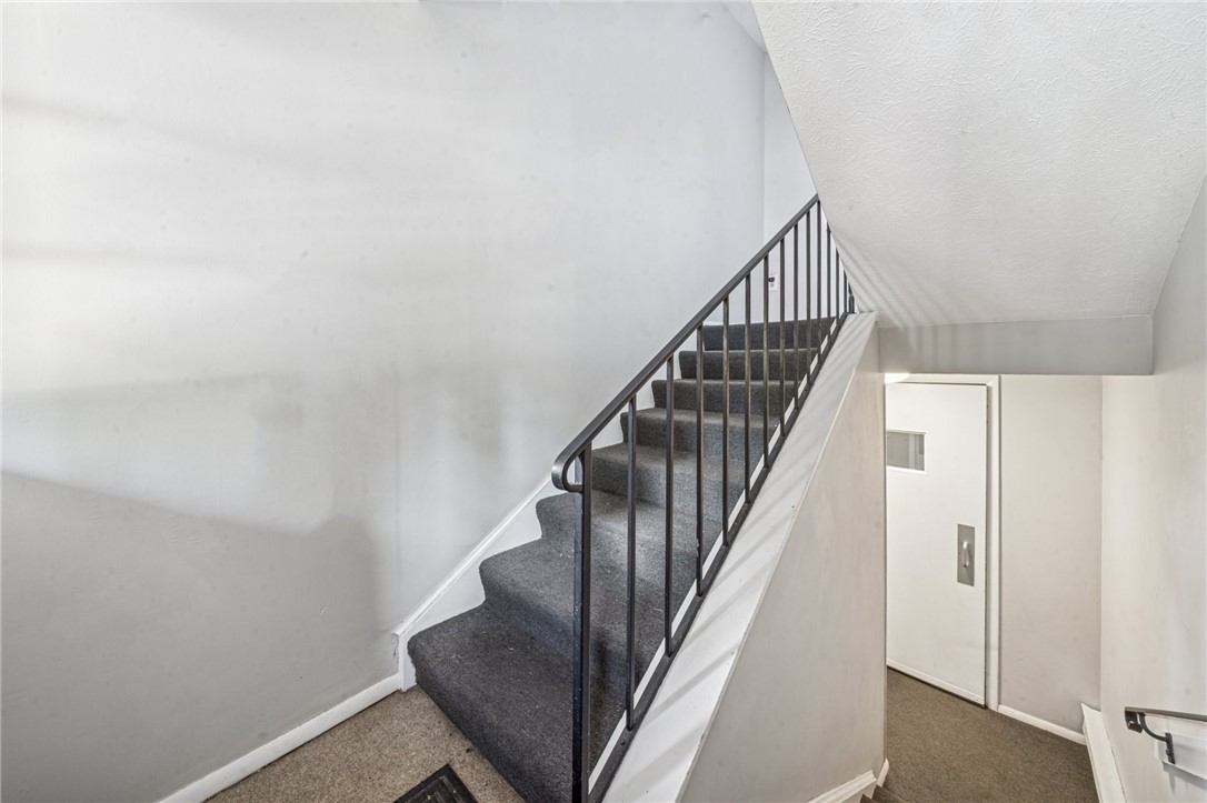 231 Coxcomb Hill Rd 3