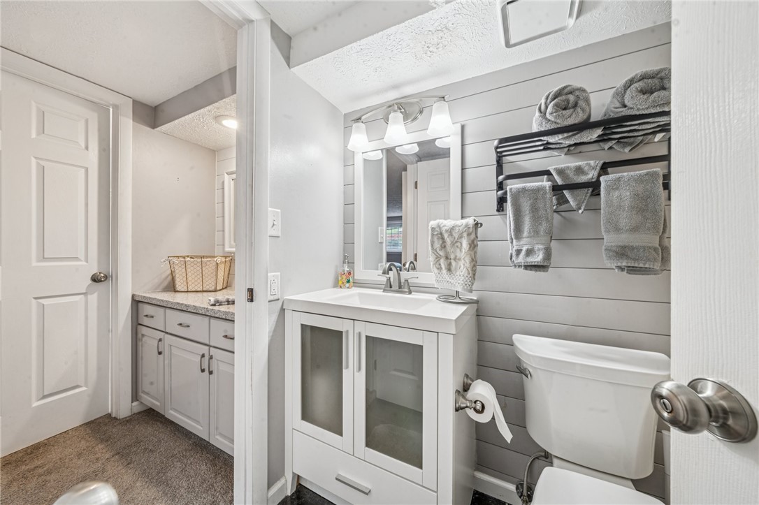 231 Coxcomb Hill Rd 3