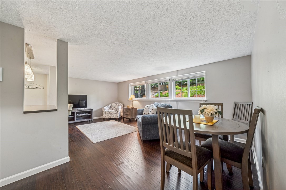 231 Coxcomb Hill Rd 3