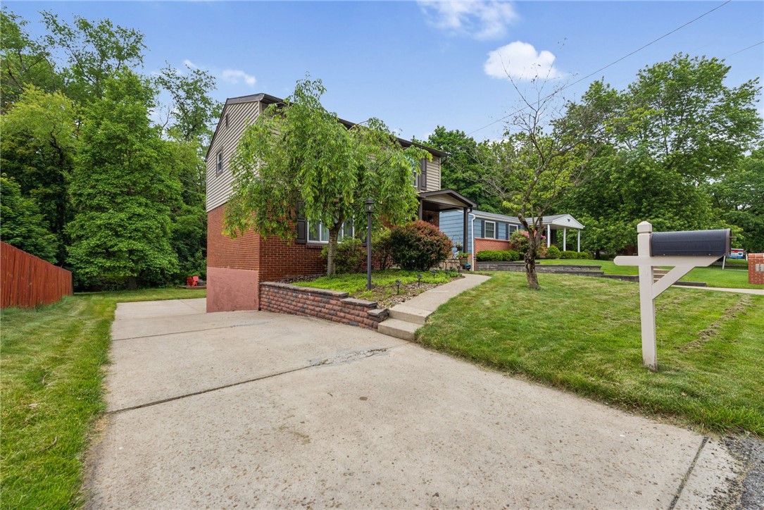 724 Pine Valley Dr