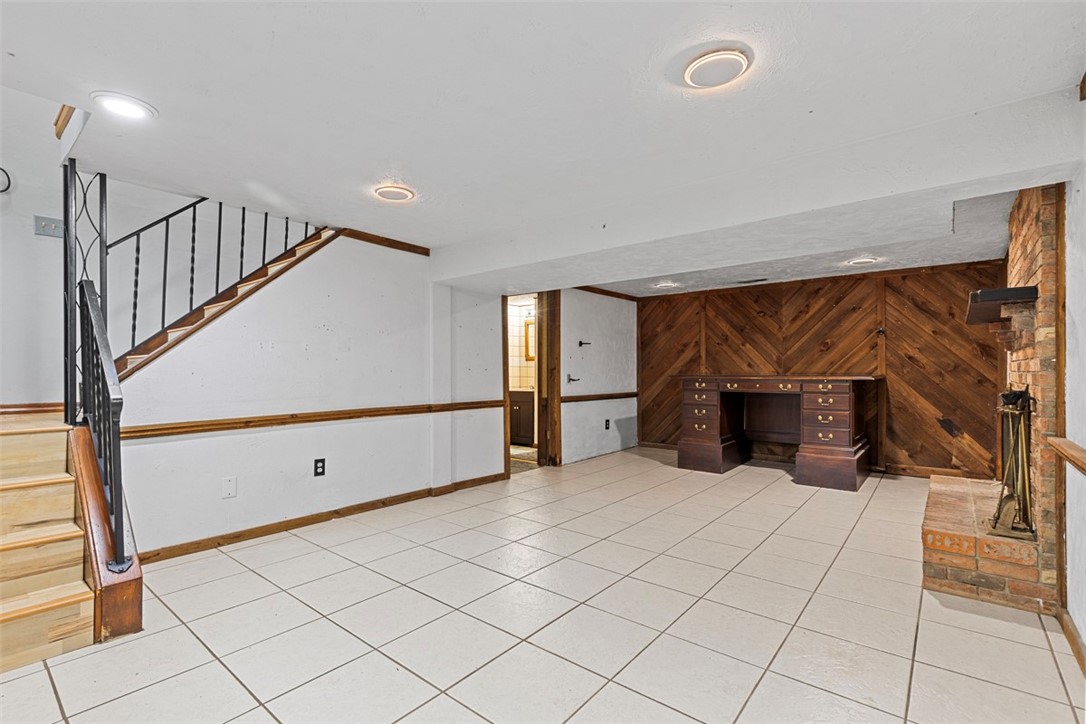 3863 Grist Mill Ln
