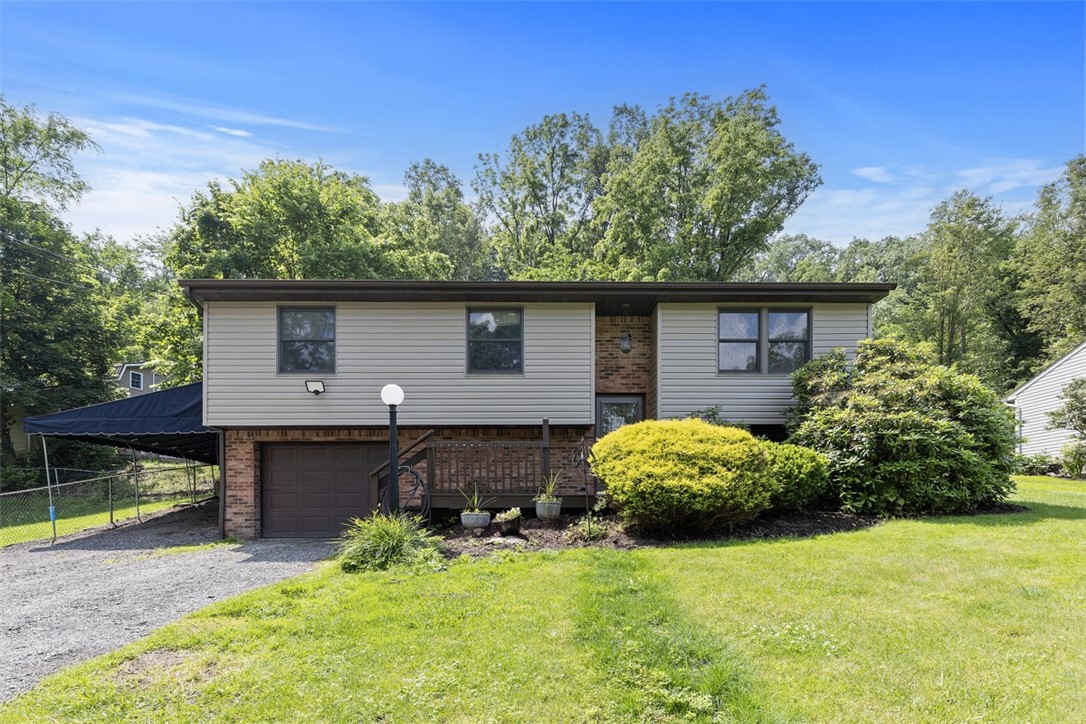 3863 Grist Mill Ln