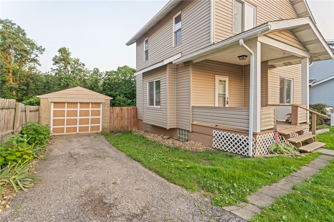 637 Memorial Drive